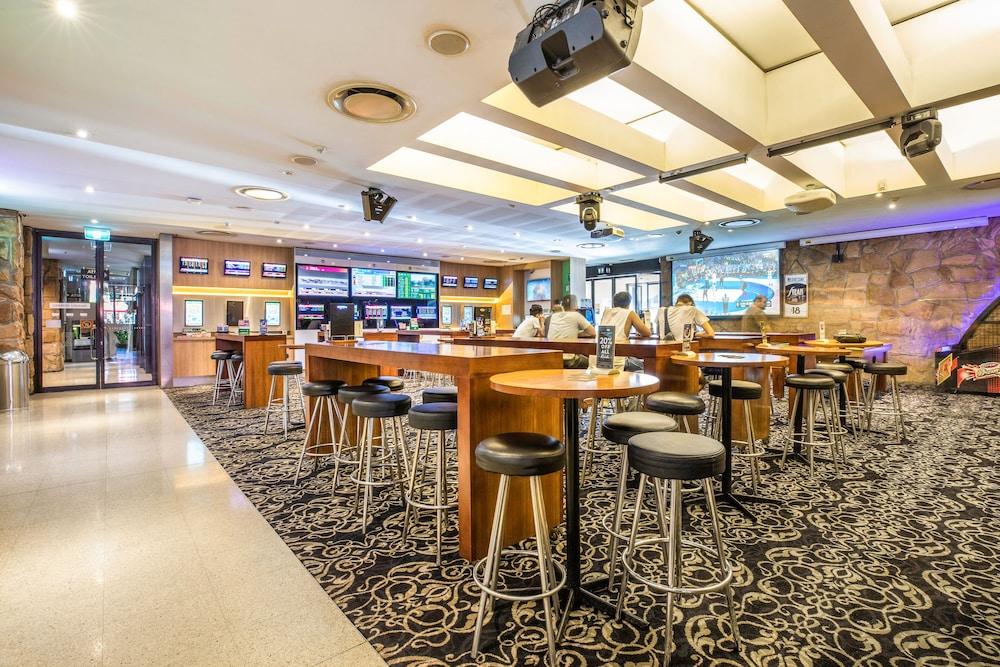 Nightcap At The Ranch Hotel Macquarie Park Exterior foto